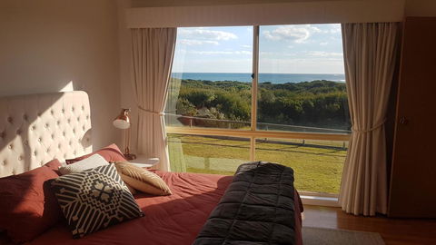 Sunsets On Martyrs Beach House - Ocean Views - Internet Find 5