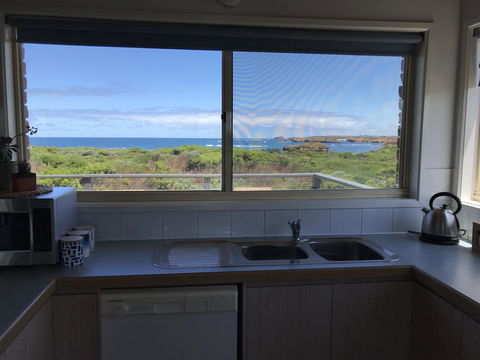Sunsets On Martyrs Beach House - Ocean Views - Internet Find 7
