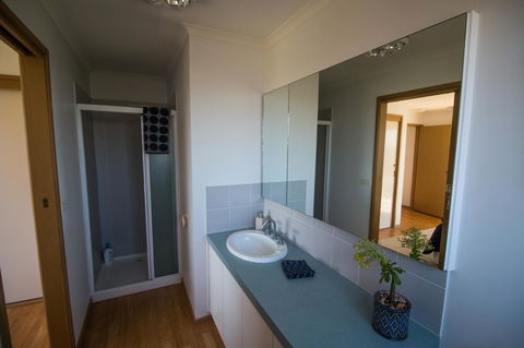 Sunsets On Martyrs Beach House - Ocean Views - Internet Find 18