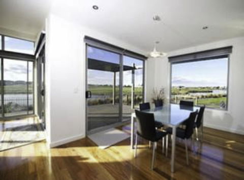 19 Glen Eagles Close - Internet Find 1