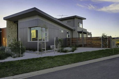 19 Glen Eagles Close - Internet Find 3