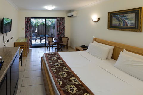 Novena Palms Motel - Internet Find 16