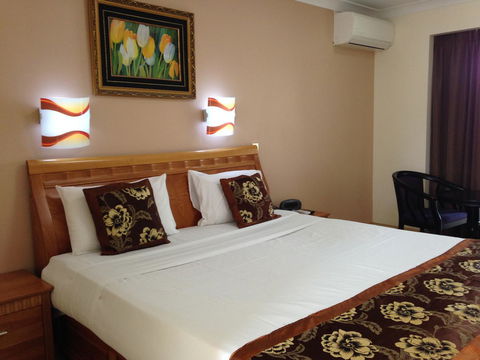 Novena Palms Motel - Internet Find 10