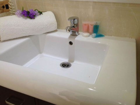Novena Palms Motel - Internet Find 1