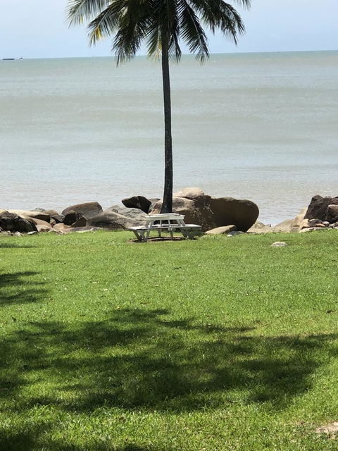 Cairns Beach House Our Oasis - Internet Find 5