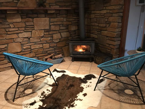 Beeâ€™s Place - 3 Bedroom Home On 10 Acres Of Land With Distant Ocean Views - Internet Find 21