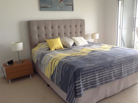 Beachfront Holiday Apartment To Rent For Short And Long Stays - Internet Find 5