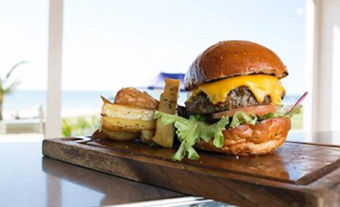 Beachfront Holiday Apartment To Rent For Short And Long Stays - Internet Find 41