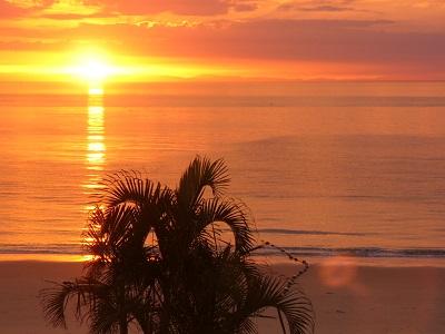 Beachfront Holiday Apartment To Rent For Short And Long Stays - Internet Find 36