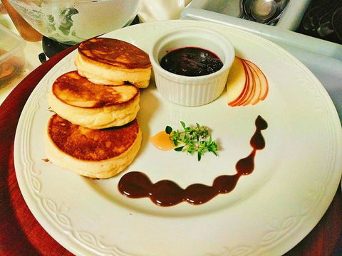 Baudins Accommodation And Restaurant - Internet Find 32