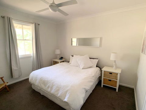 'The Wattles' - True Country Escape Near Wineries - Borenore - Internet Find 3