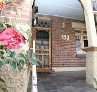 123 Hill St Heart of Orange Double Brick - Internet Find