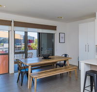 13 Shore Place - Internet Find