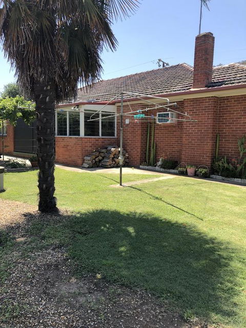 725 Myrtleford-Yackandandah Road - Internet Find 0