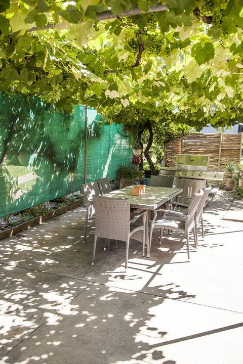 725 Myrtleford-Yackandandah Road - Internet Find 3