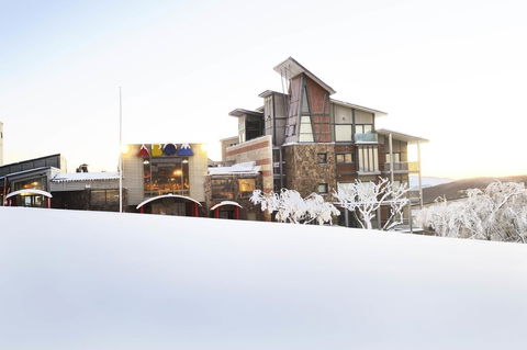 Abom Hotel - Internet Find 2