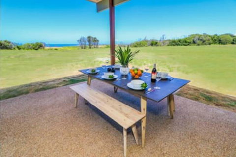 Absolute Beachfront & Secluded New Home - Internet Find 0