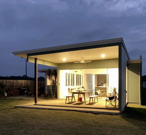 Absolute Beachfront & Secluded New Home - Internet Find 1