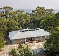 Acacia Lakehouse - The lake at your doorstep - Internet Find