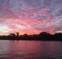 Acclaim Rose Gardens Beachside Holiday Park - Internet Find