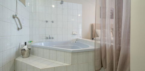 Ace Accommodation Albany - Internet Find 2