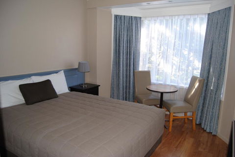 Airlie House Motor Inn - Internet Find 0