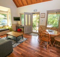 Alpine Arnica Cottage 2 - Internet Find