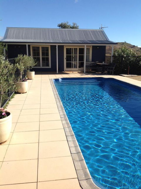 Amazing Views Pet Friendly Bed And Breakfast - Internet Find 0