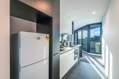 Astrina Box Hill 2 Bed Apartment - Internet Find 1