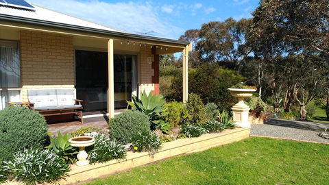 Austiny Bed And Breakfast Victor Harbor - Internet Find 1