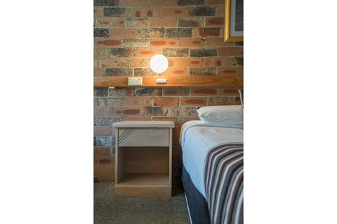 Avoca Beach Hotel - Internet Find 1