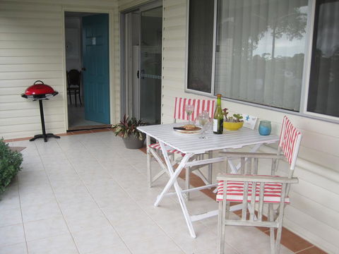 Avoca Breezes - Internet Find 1