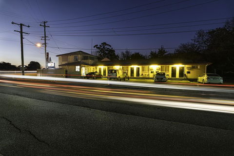 Bald Hills Motel - Internet Find 1