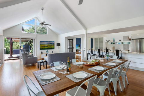 Baringa - Noosa Hinterland - Internet Find 1