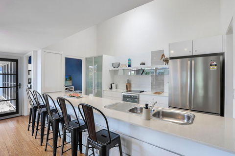 Baringa - Noosa Hinterland - Internet Find 2