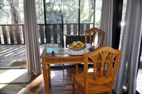 Barrabup Sanctuary BirdHide - Internet Find 2