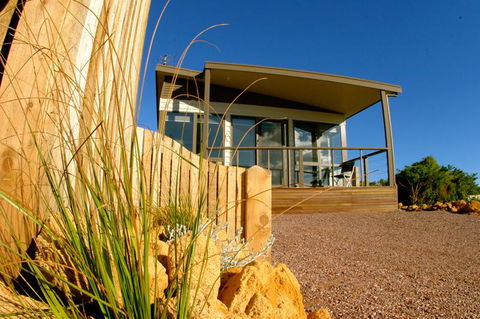 Bay Of Islands Apartments - Internet Find 0