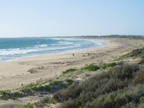 Beach And Golf Hideaway - Internet Find 0