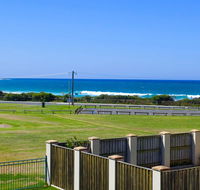 Beachside Retreat - Internet Find