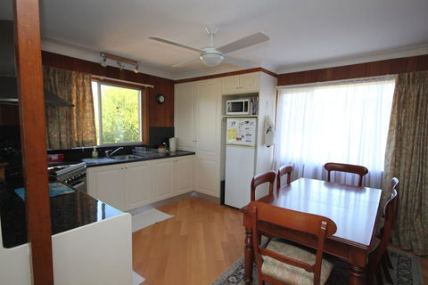BEACHVIEW - 14 Second Ave , Bonny Hills - Internet Find 1