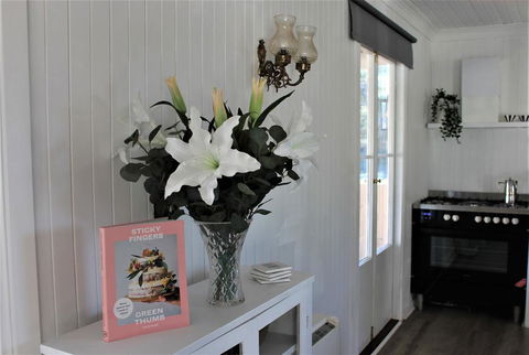 Bellanoon-Pet Friendly Cottage - Internet Find 1