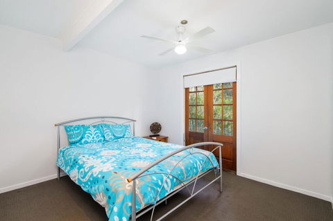 BONNY BEACH HOUSE - Holiday Accomodation With Pool - Internet Find 1