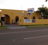 Bourbong St Motel - Internet Find