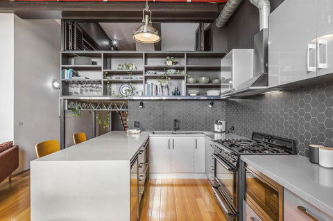 Boutique Stays - Loft On Rose - Internet Find 3