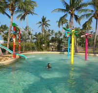 Bowen Holiday Park - Internet Find