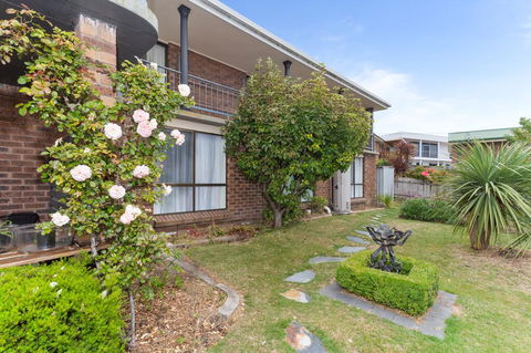 Bridairre Holiday Apartments - Internet Find 2