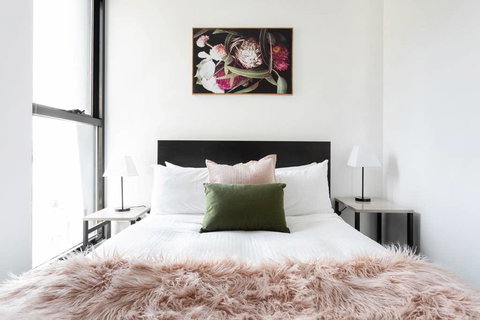 BHB Designer Collingwood - Internet Find 1