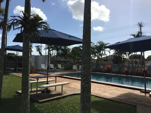 BIG4 Cane Village Holiday Park - Internet Find 0