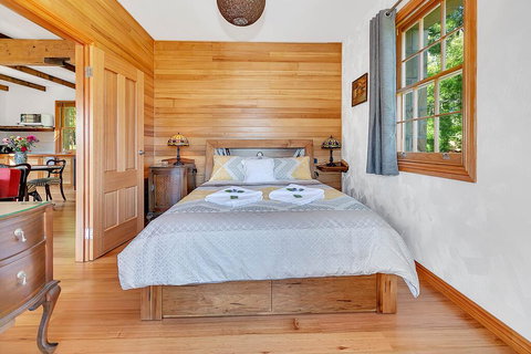 Blackwood Park Cottages Mole Creek - Internet Find 2