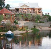 Blue Cliffs Retreat - Internet Find